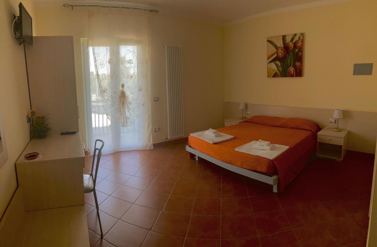 Bed and Breakfast Il Nido Delle Rondini à Grottole Extérieur photo