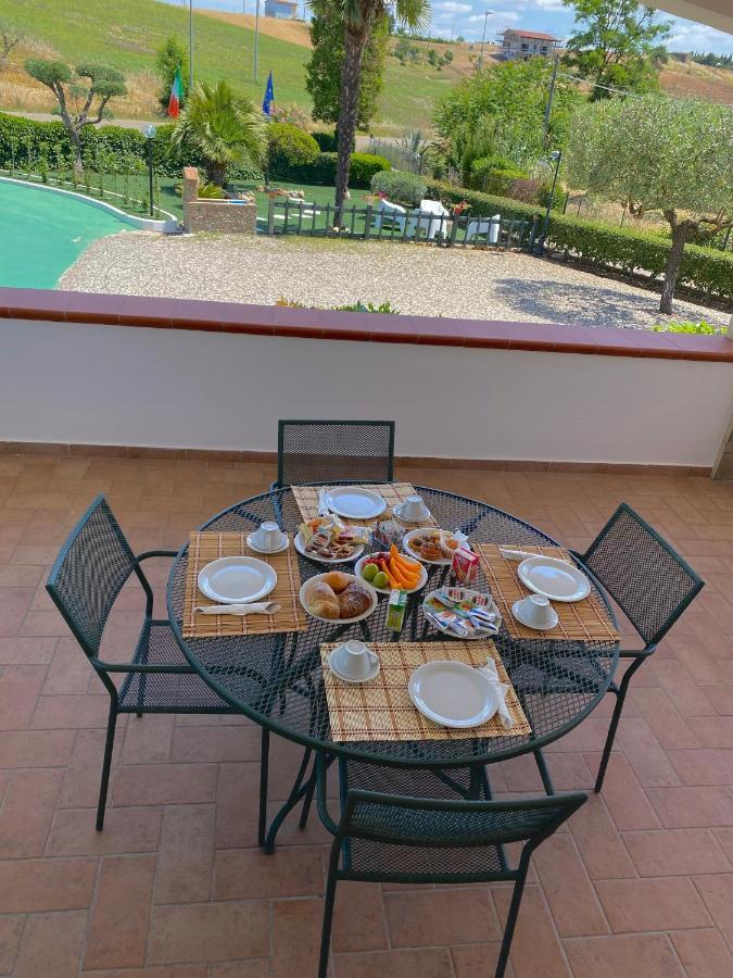 Bed and Breakfast Il Nido Delle Rondini à Grottole Extérieur photo