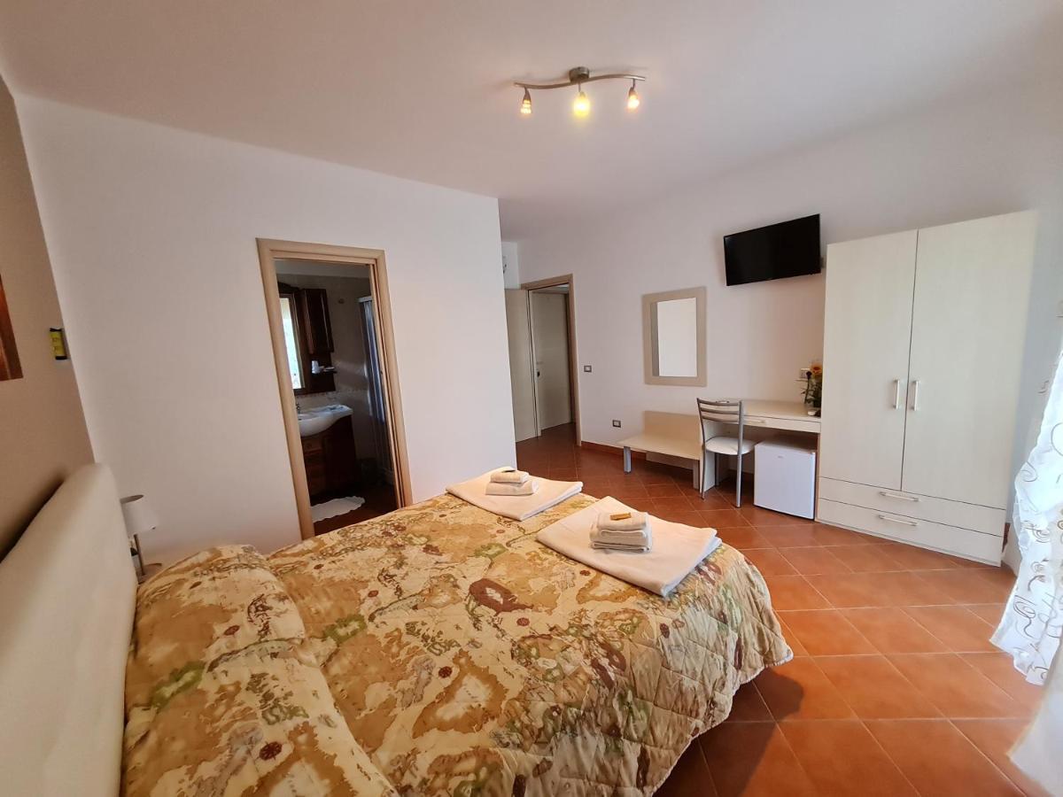 Bed and Breakfast Il Nido Delle Rondini à Grottole Extérieur photo