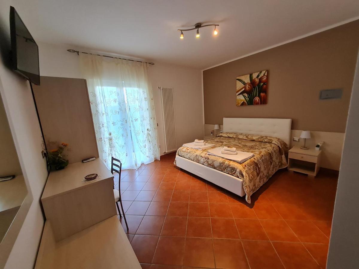 Bed and Breakfast Il Nido Delle Rondini à Grottole Extérieur photo