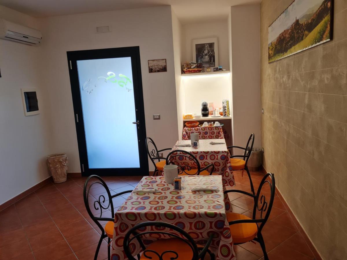 Bed and Breakfast Il Nido Delle Rondini à Grottole Extérieur photo